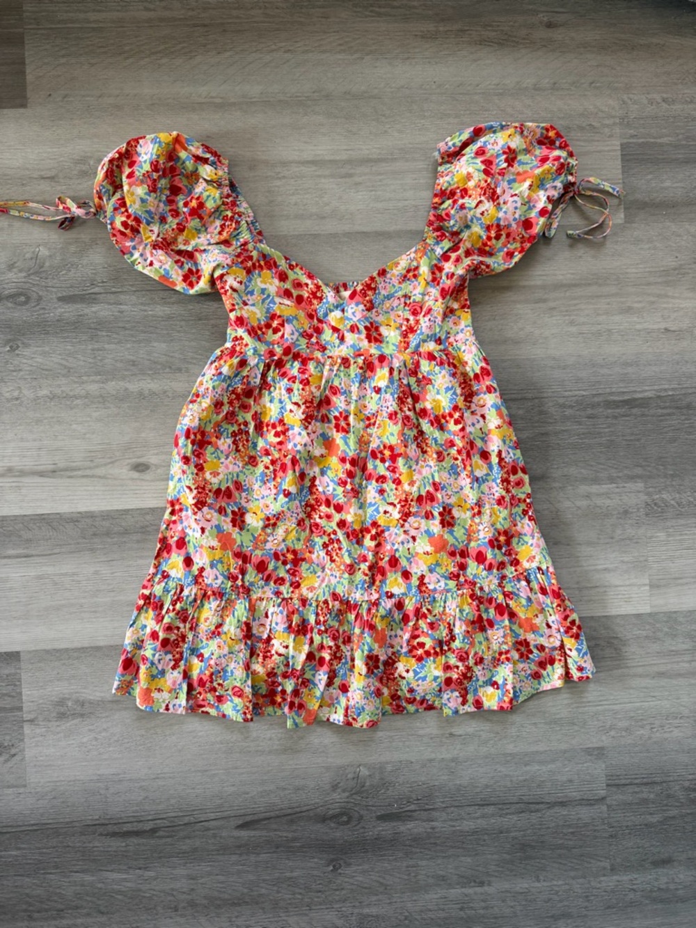Floral Puff-Sleeve Babydoll Dress